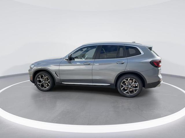 Photo of 2023 Skyscraper Gray Metallic BMW X3