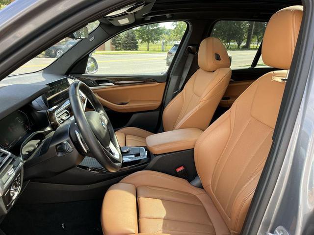 Photo of 2023 Skyscraper Gray Metallic BMW X3