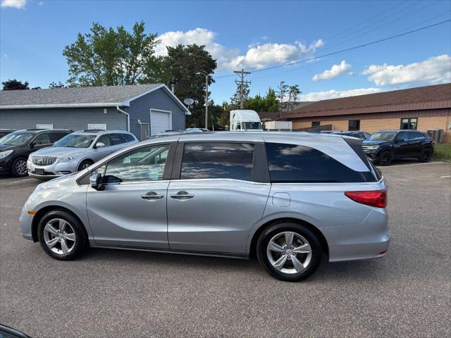 Photo of 2018 Lunar Silver Metallic Honda Odyssey