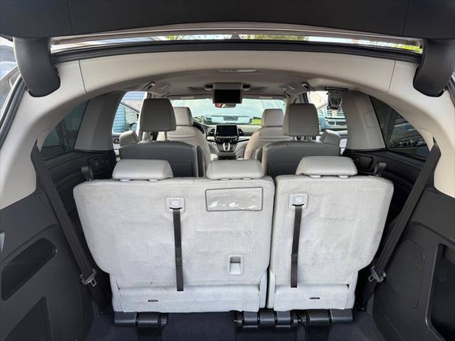 Photo of 2018 Lunar Silver Metallic Honda Odyssey