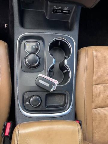 Photo of 2017 Granite Pearl Coat Dodge Durango