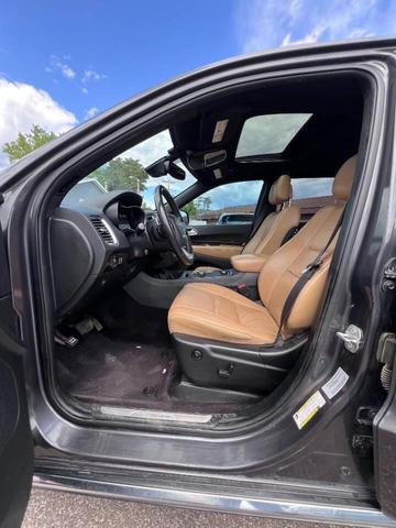 Photo of 2017 Granite Pearl Coat Dodge Durango