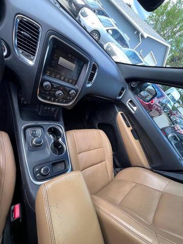 Photo of 2017 Granite Pearl Coat Dodge Durango