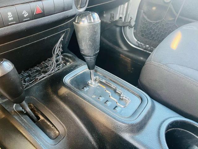 Photo of 2016 Billet Silver Metallic Clearcoat Jeep Wrangler