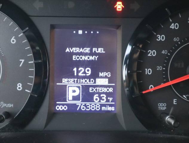Photo of 2015 Attitude Black Toyota Sienna