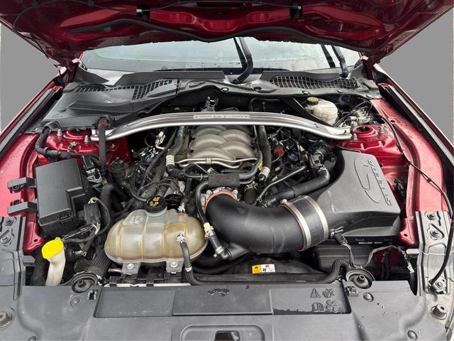 Photo of 2018 Burgundy Ford Mustang