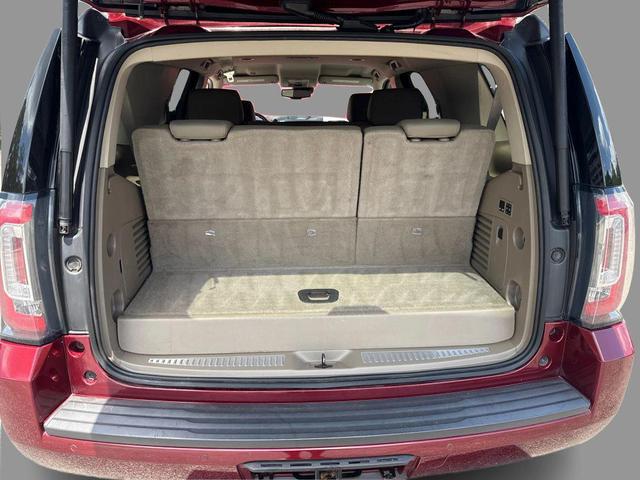 Photo of 2016 Burgundy GMC Yukon