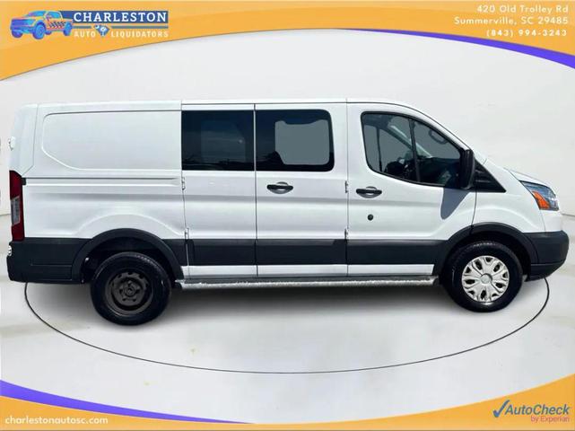 Photo of 2017 Oxford White Ford Transit-250