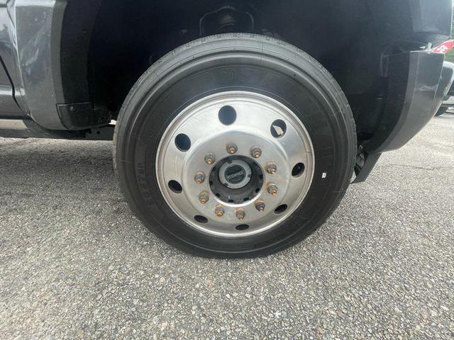 Photo of 2017 Magnetic Metallic Ford F-450