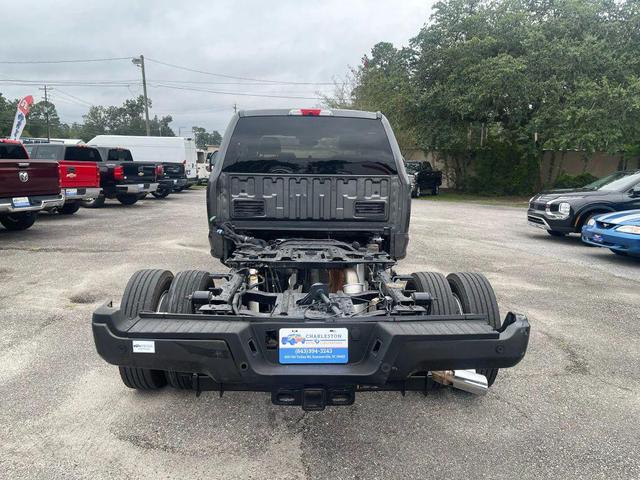 Photo of 2017 Magnetic Metallic Ford F-450