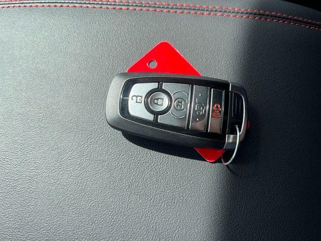 Photo of 2025 Gray Metallic Ford Explorer
