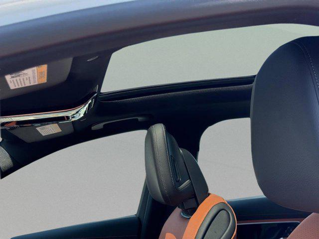 Photo of 2025 Polar White Mercedes-Benz C-Class