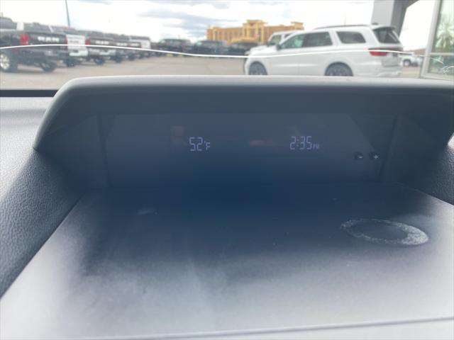 Photo of 2021 Ice Silver Metallic Subaru Forester