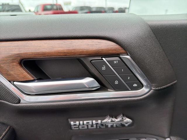 Photo of 2023 Black Chevrolet Silverado 1500
