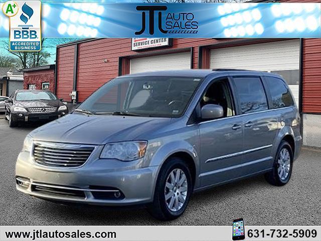 2016 Chrysler Town & Country