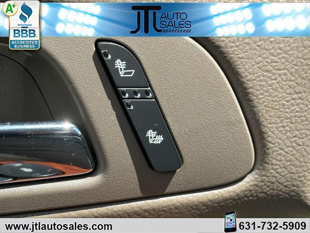 Photo of 2014 Gray GMC Yukon