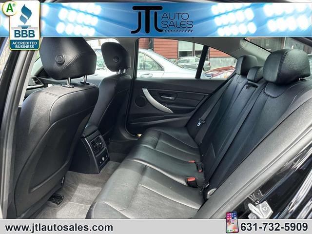 Photo of 2017 Black Sapphire Metallic BMW 320