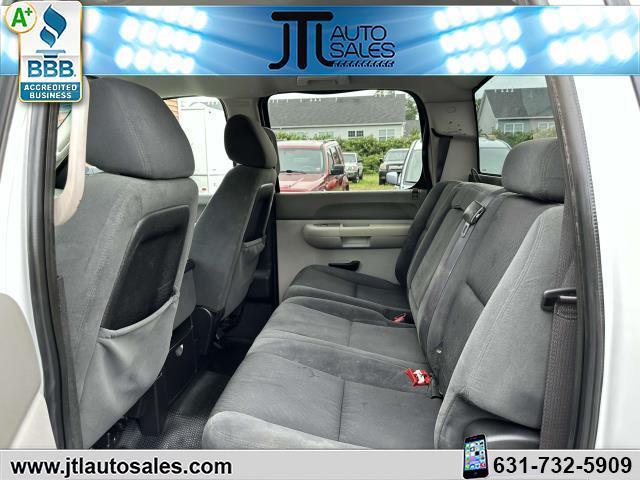 Photo of 2011 Summit White Chevrolet Silverado 3500