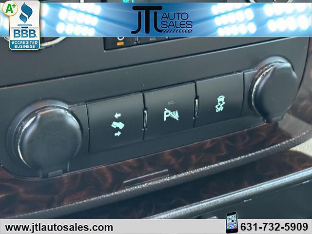 Photo of 2012 White Diamond Tricoat GMC Yukon