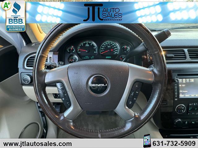 Photo of 2012 White Diamond Tricoat GMC Yukon