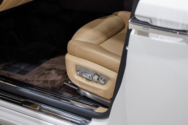 Photo of 2017 English White Rolls-Royce Ghost
