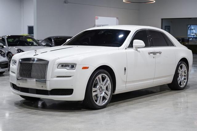 Photo of 2017 English White Rolls-Royce Ghost