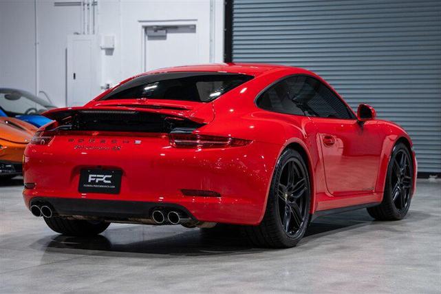 Photo of 2013 Guards Red Porsche 911