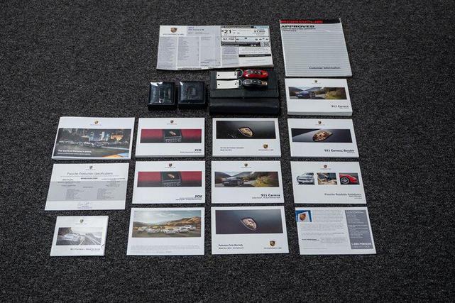 Photo of 2013 Guards Red Porsche 911
