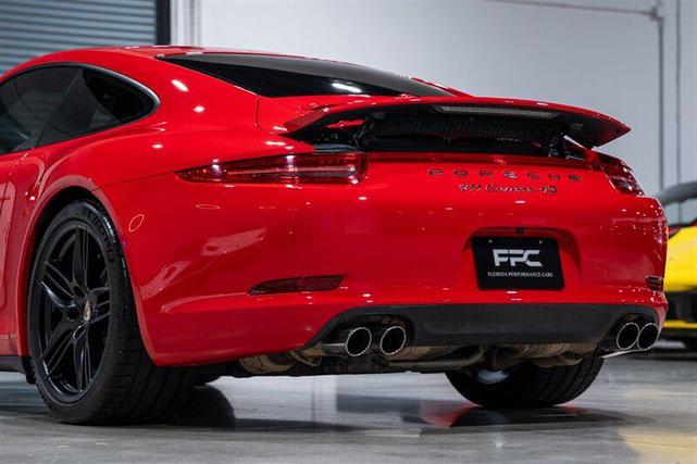 Photo of 2013 Guards Red Porsche 911