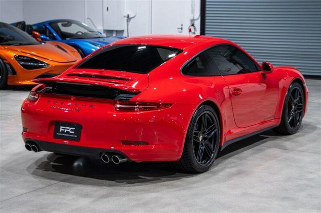 Photo of 2013 Guards Red Porsche 911