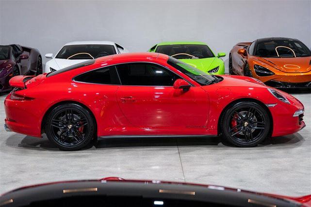 Photo of 2013 Guards Red Porsche 911