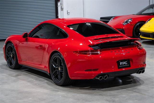 Photo of 2013 Guards Red Porsche 911