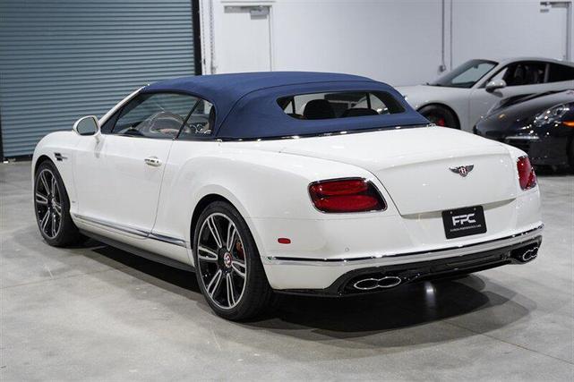 Photo of 2017 Glacier White Solid Bentley Continental GT