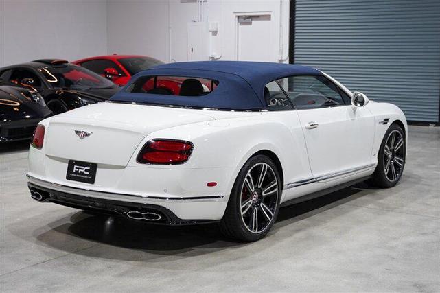 Photo of 2017 Glacier White Solid Bentley Continental GT