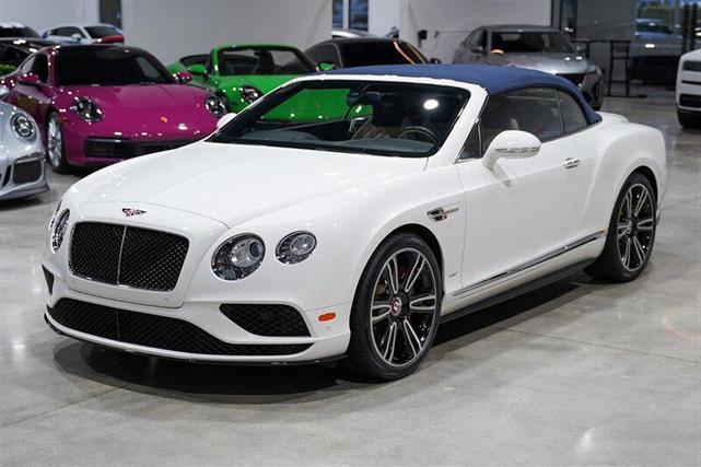 Photo of 2017 Glacier White Solid Bentley Continental GT
