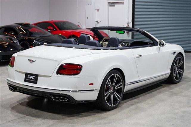 Photo of 2017 Glacier White Solid Bentley Continental GT