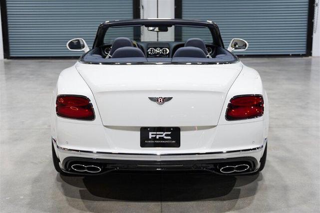 Photo of 2017 Glacier White Solid Bentley Continental GT