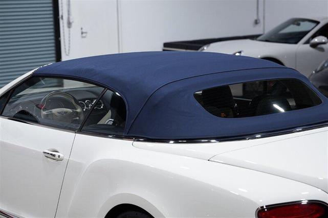 Photo of 2017 Glacier White Solid Bentley Continental GT