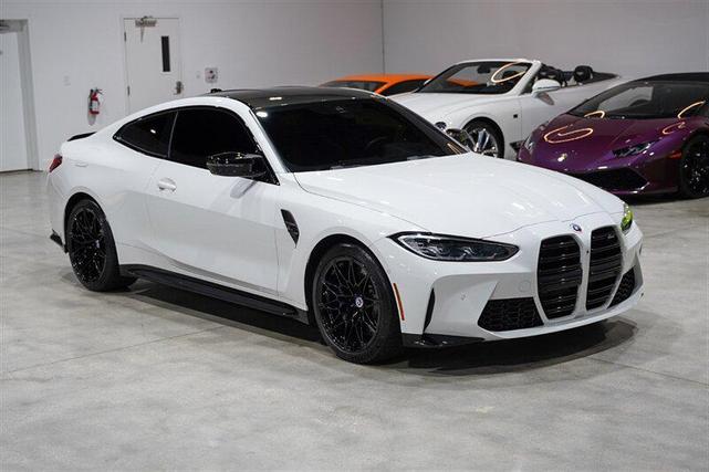 Photo of 2022 Alpine White BMW M4