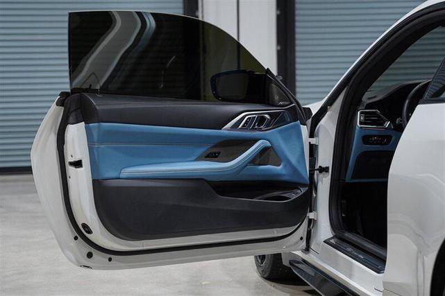 Photo of 2022 Alpine White BMW M4