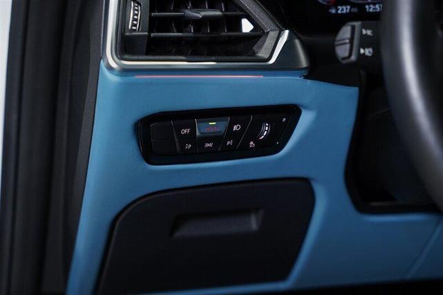 Photo of 2022 Alpine White BMW M4