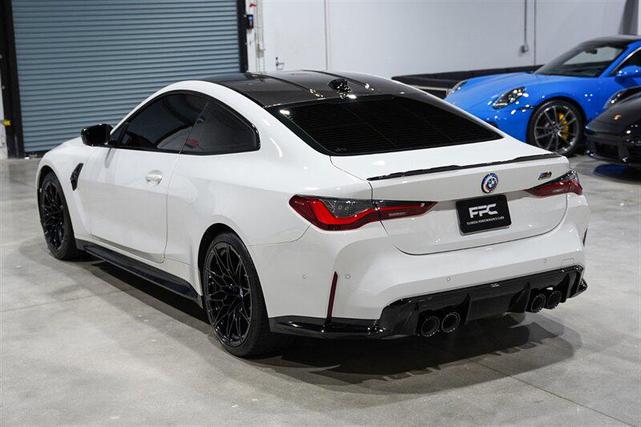 Photo of 2022 Alpine White BMW M4