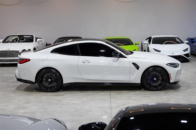 Photo of 2022 Alpine White BMW M4