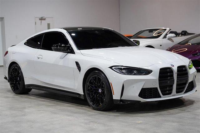 Photo of 2022 Alpine White BMW M4