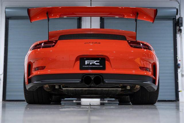 Photo of 2016 White Porsche 911