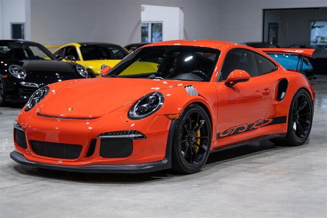 Photo of 2016 White Porsche 911