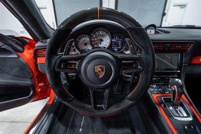Photo of 2016 White Porsche 911