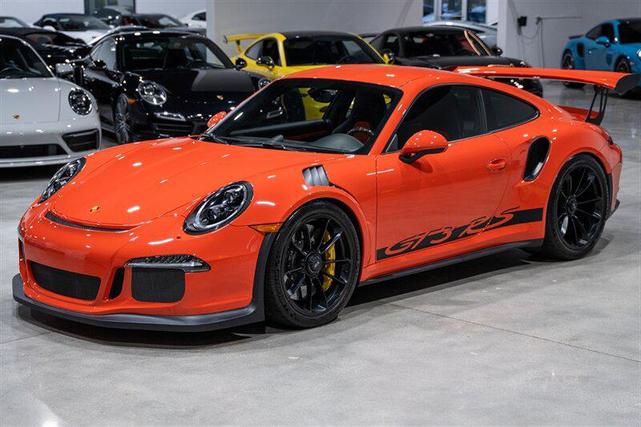 Photo of 2016 White Porsche 911