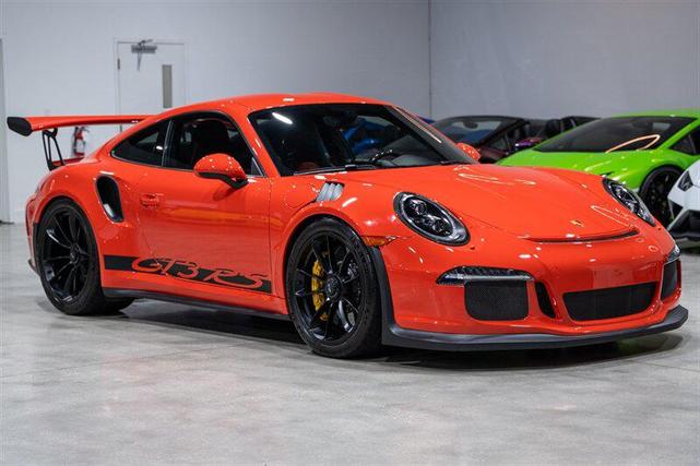 Photo of 2016 White Porsche 911