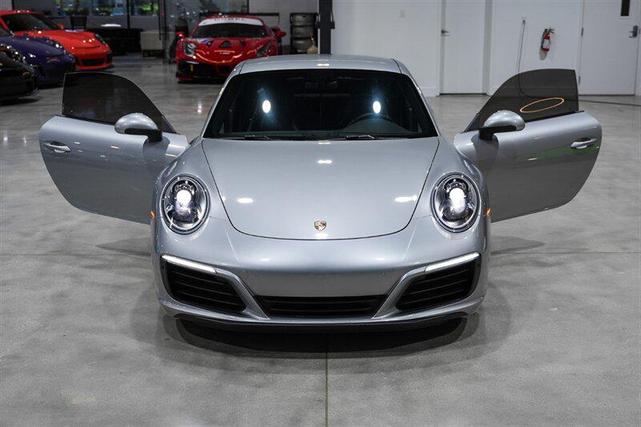 Photo of 2018 GT Silver Metallic Porsche 911